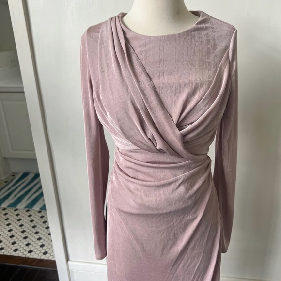 ASTR The Label Mauve Ruched Midi Dress - Picture 9 of 13